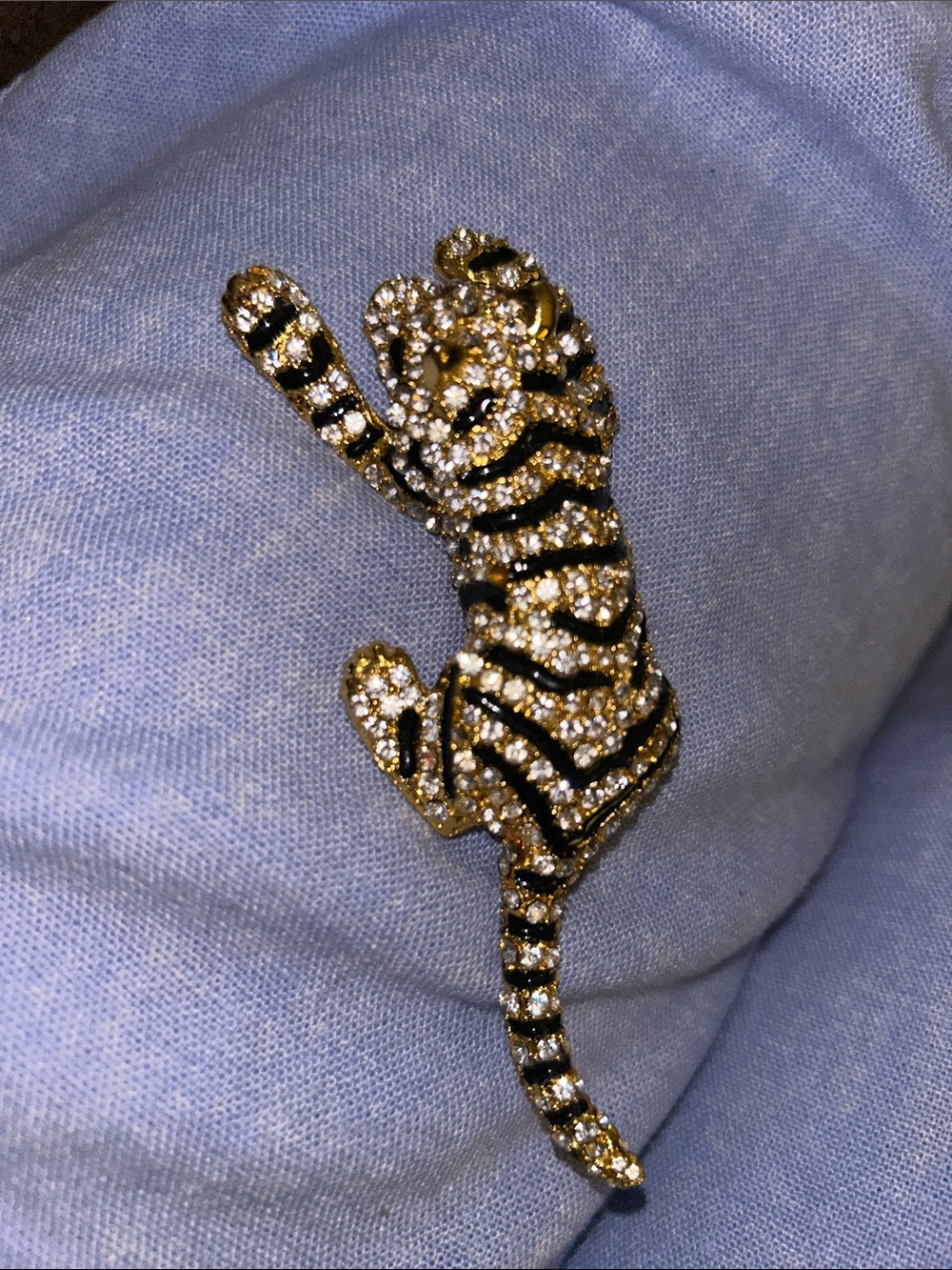 Gold Crystal Tiger Brooch with Black Stripe Detail - Picture 3 of 7